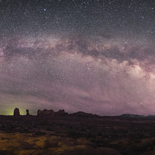 Milky Way over Arches 03
