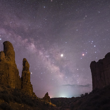 Milky Way over Arches 06