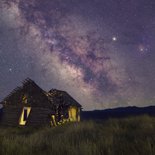 Lonely Cabin and Milky Way Canon EOS 6D Mark II Full Spectrum - Irix 15mm